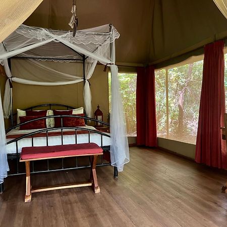 Hotel Ikweta Safari Camp Maua Zewnętrze zdjęcie