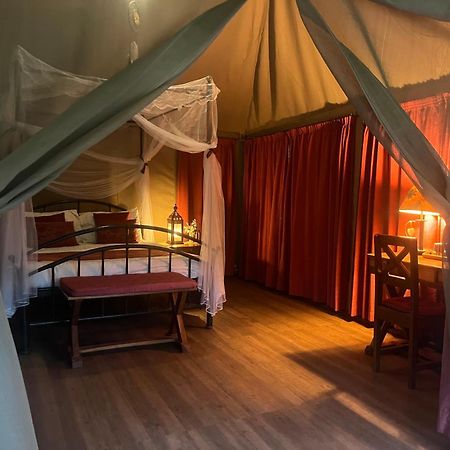 Hotel Ikweta Safari Camp Maua Zewnętrze zdjęcie