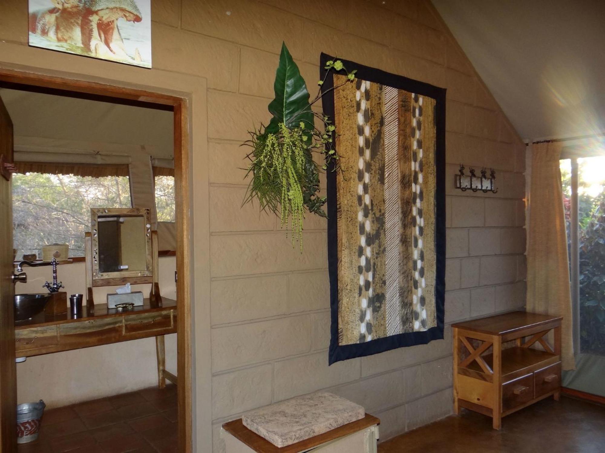 Hotel Ikweta Safari Camp Maua Pokój zdjęcie