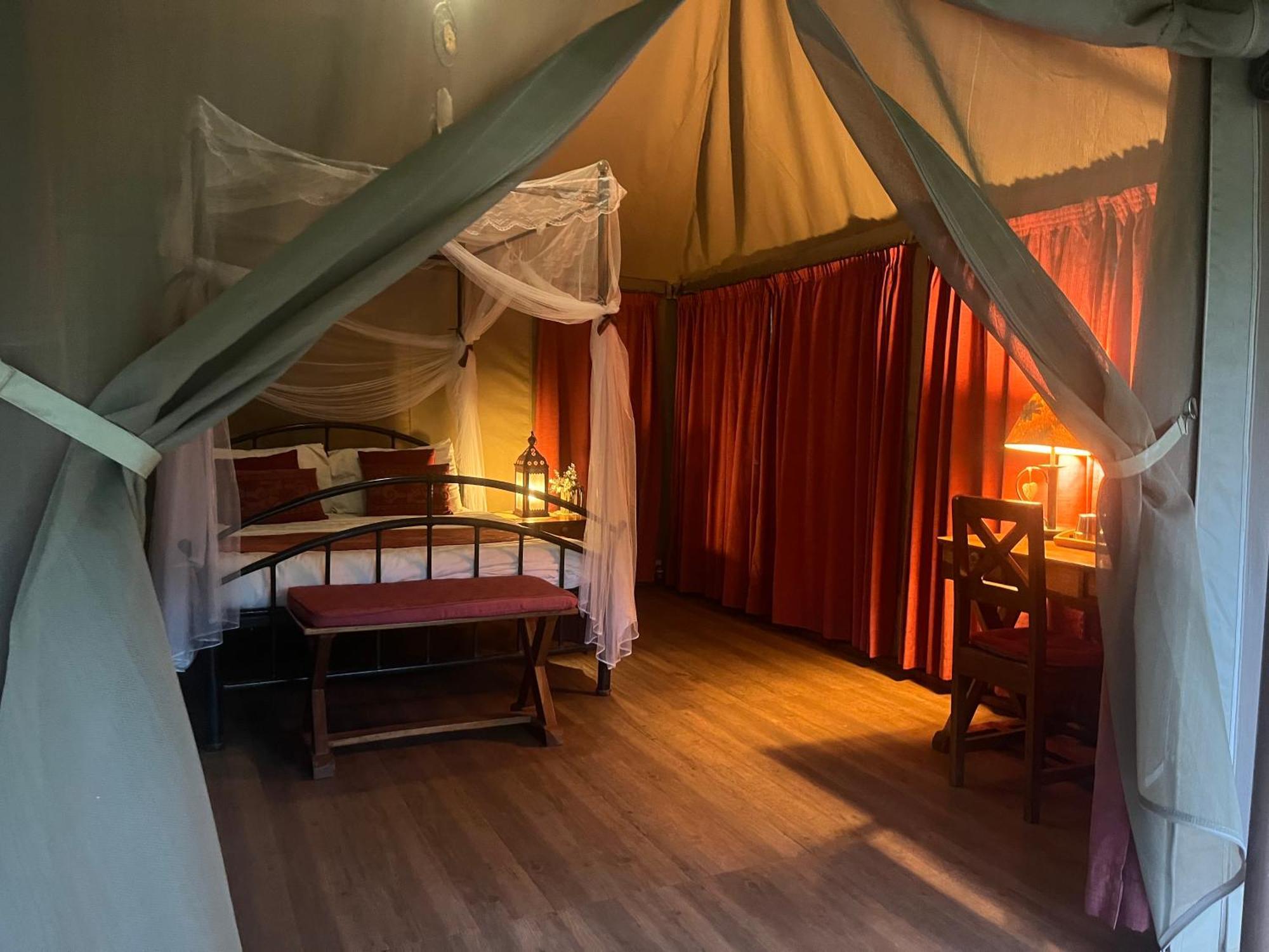 Hotel Ikweta Safari Camp Maua Zewnętrze zdjęcie